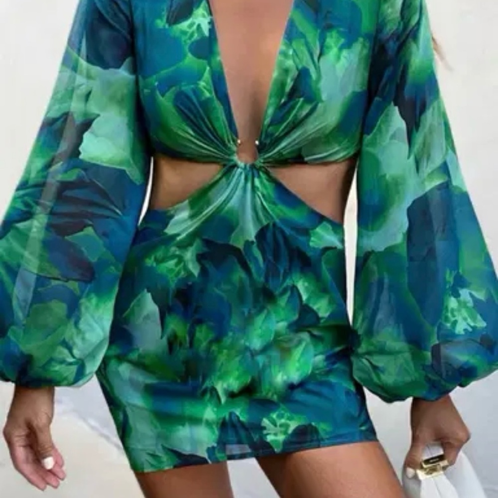 Elegant Green Floral Dress